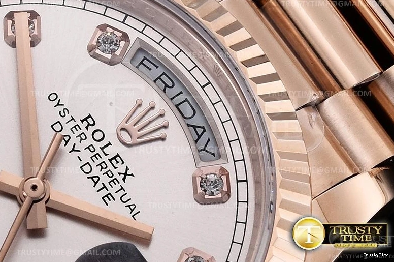 1117 RDD0219J – DayDate 36mm FreshLook 697